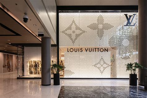 is louis vuitton cheaper in the philippines|louis vuitton philippines online shop.